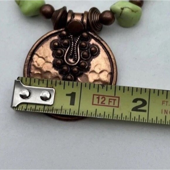 Vintage Chunky Natural Lime Green With Nickel Turquoise Boho Necklace Size 21” - Picture 13 of 15